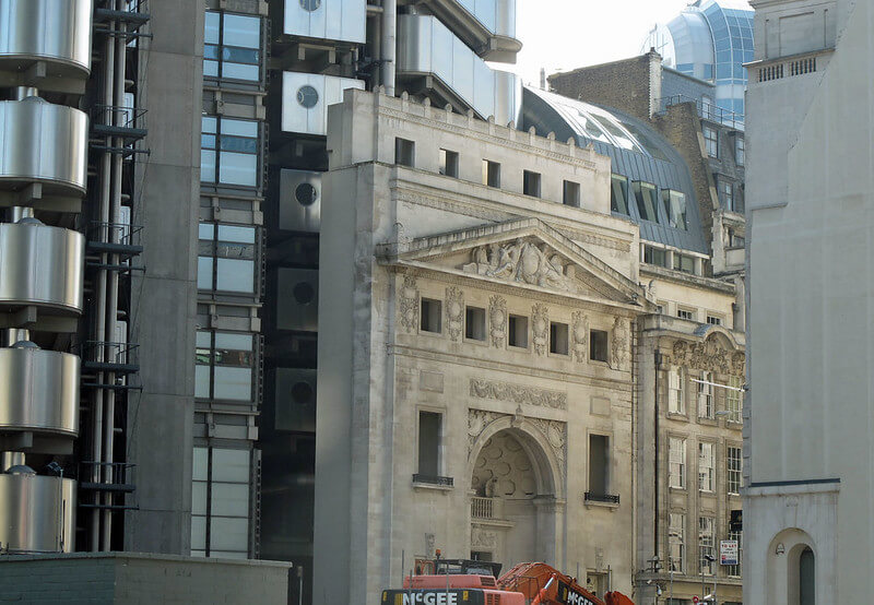 Modern London Icon: the Lloyds Building